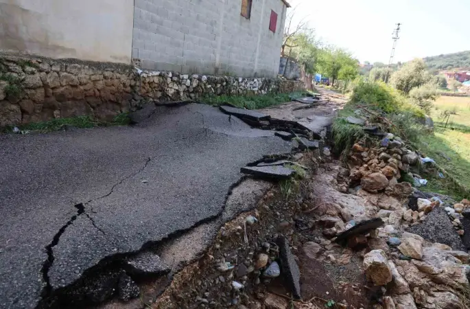 Kozan’da selin izleri havadan görüntülendi
