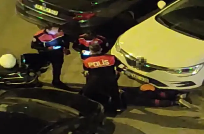 Küçükçekmece’de silahlı saldırı: 2 yaralı
