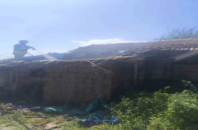 Kumlu’da müstakil ev yangını
