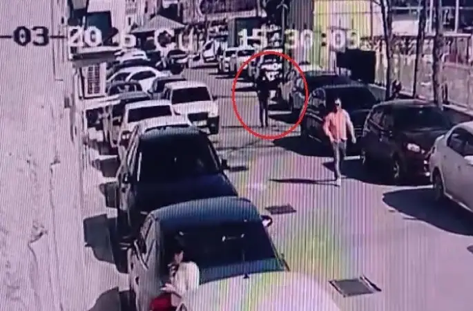 Kurşunlardan 2 kez kaçtı, üçüncü defa yaralanmaktan kurtulamadı
