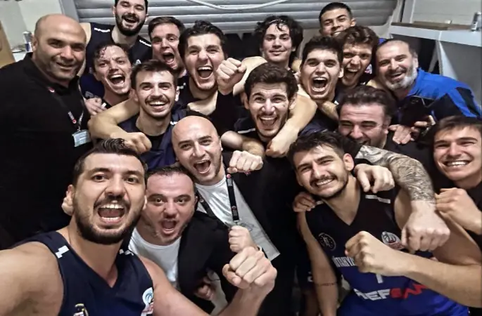 Kütahya Belediyespor yarı finalde
