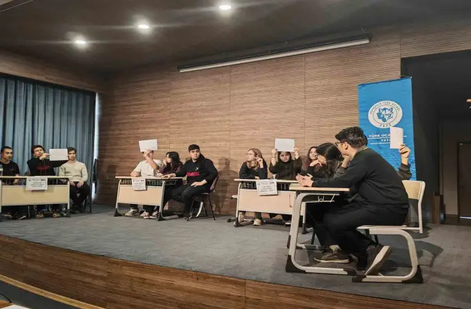 Liseler Arası 4. Milli kültür Bilgi Yarışması gerçekleştirildi
