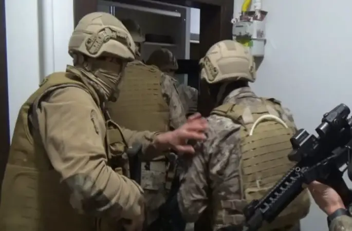 Malatya merkezli FETÖ operasyonunda 10 tutuklama
