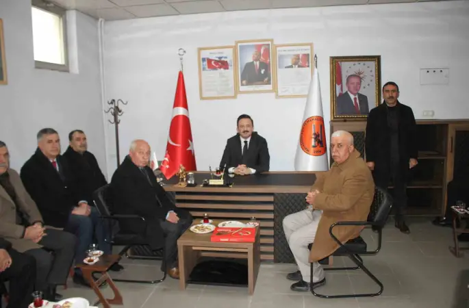 Malazgirt Kaymakamı Bayram’dan muhtarlara ziyaret
