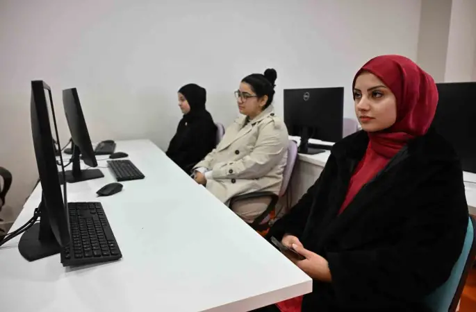 Manisa Büyükşehir Belediyesinden gençlere dijital gelecek vizyonu
