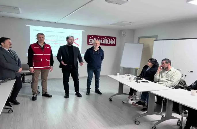 Manisa Medya Akademisi’nde gazetecilere ücretsiz dron eğitimi
