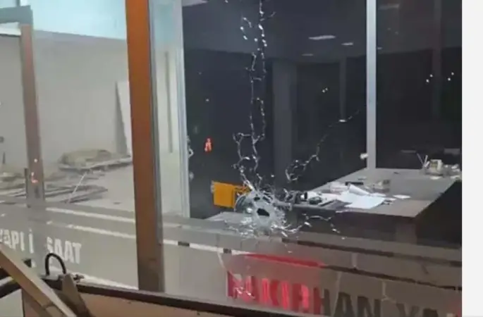 Mardin’de iş yerlerine silahlı saldırı
