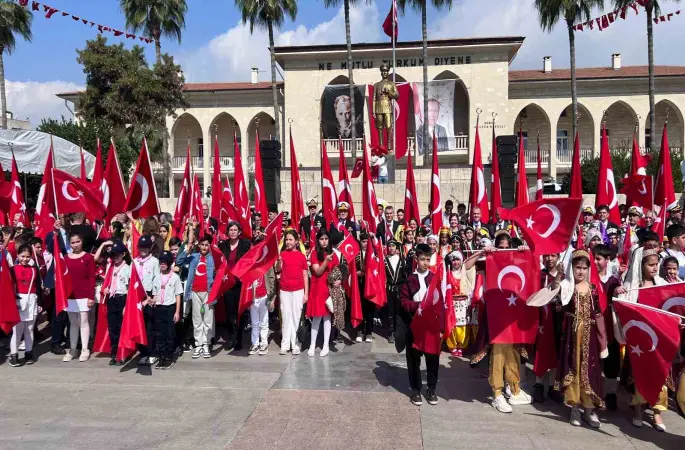 Mersin’de 23 Nisan coşkuyla kutlandı
