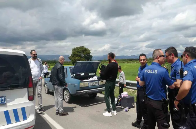 Mersin’de bıçaklanarak öldürülen kadının katil zanlısı kocası Antalya’da 20 kilometrelik kovalamacayla yakalandı
