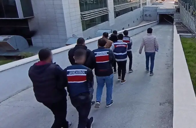 Mersin’de DEAŞ operasyonu: 3 tutuklama
