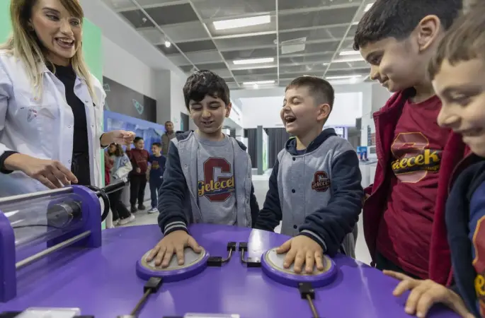 Mersin’de Mercan Bilim Merkezi 200 bin ziyaretçiye ulaştı
