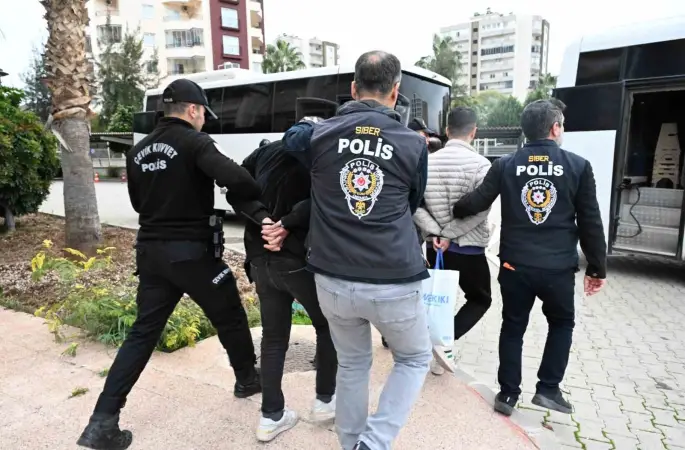 Mersin’de milyarlık yasa dışı bahis operasyonu: 9 tutuklama
