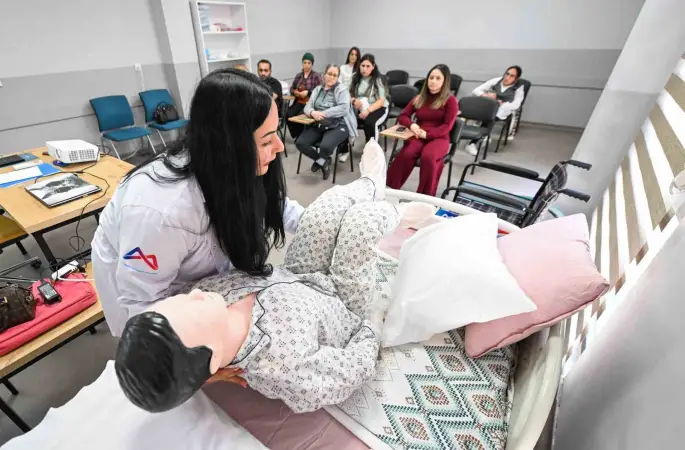 Mersin’de ücretsiz kurslar istihdamın yolunu açıyor
