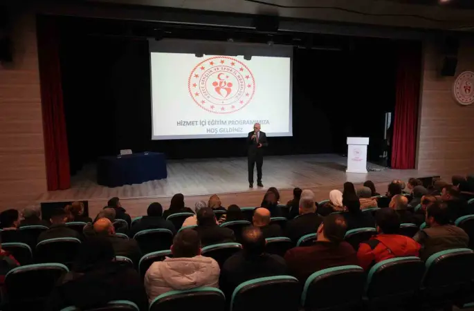 Mesleki hizmet içi eğitimler sürüyor
