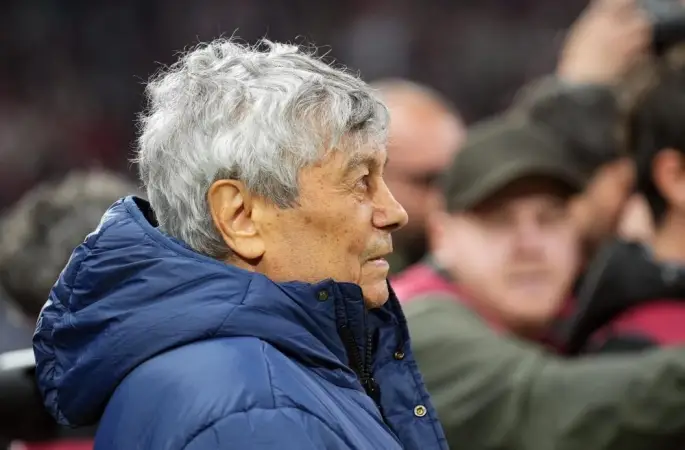 Milli takım kampında fenalaşan Teknik Direktör Mircea Lucescu hastaneye kaldırıldı
