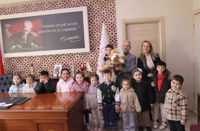 Miniklerden Tıp Bayramı’nda anlamlı buluşma
