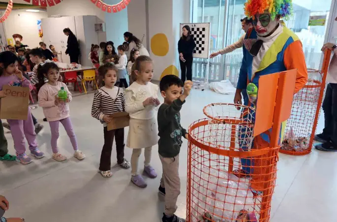 Miniklere geri dönüşüm bilinci aşılanıyo
