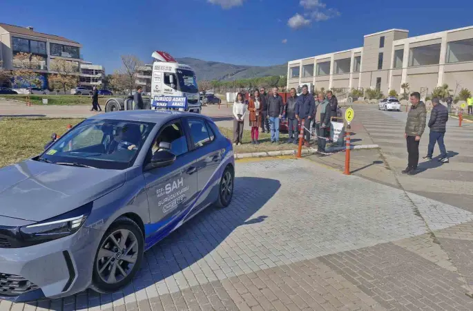 Muğla İl Milli Eğitim Müdürü Çay, MTSK sınav sahasında incelemelerde bulundu
