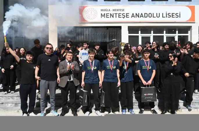 Muğla Menteşe Anadolu Lisesi’nde coşkulu karşılama
