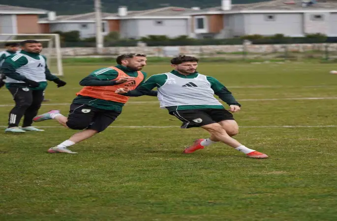 Muğlaspor, şampiyonluk yolunda Erbaa deplasmanına çıkıyor
