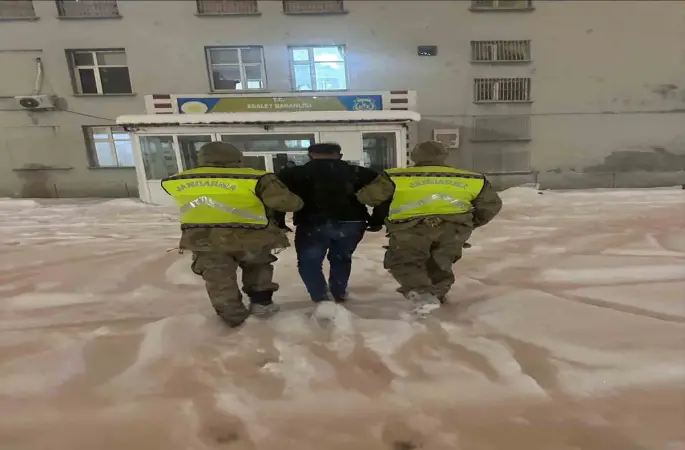 Muş’ta bilişim dolandırıcılığından aranan şahıs yakalandı
