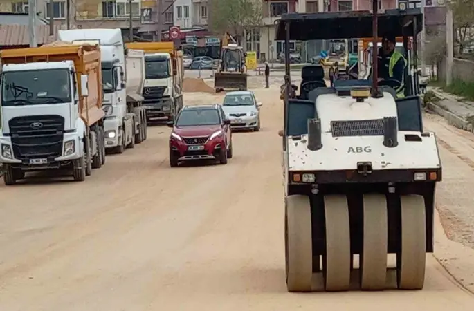 Mustafakemalpaşa’nın üstyapısı yenileniyor
