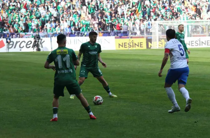 Nesine 2. Lig: Ankara Demirspor: 0 - Bursaspor: 1 (Maç sonucu)
