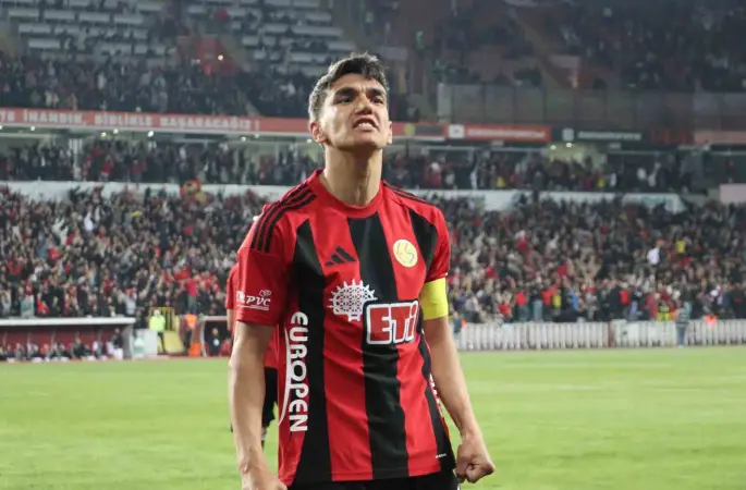 Nesine 3. Lig: Eskişehirspor: 3 - Balıkesirspor: 0
