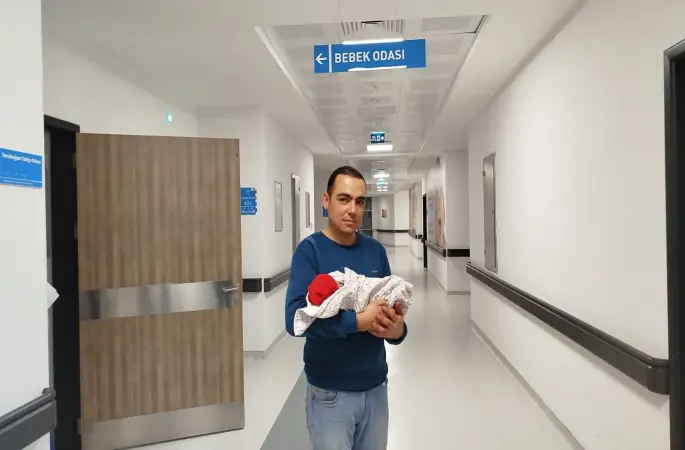 Niğde’de yeni yılın ilk bebeği  Aslı Nur oldu
