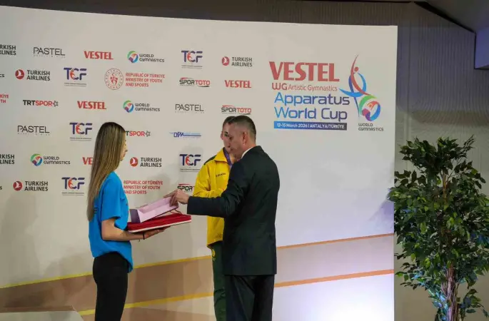 Niğdeli cimnastikçiler Dünya Kupası heyecanını yerinde yaşadı
