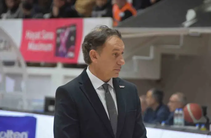 Orhun Ene: "Aliağa Petkimspor’u hak ettiği yere getirmeliyiz"
