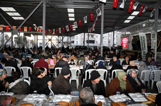 Osmaniye Belediyesi’nden "Hep Birlikte Mahalle İftarı" buluşması
