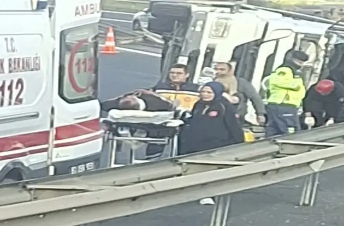 Osmaniye’de kontrolden çıkan tır devrildi: 1 yaralı
