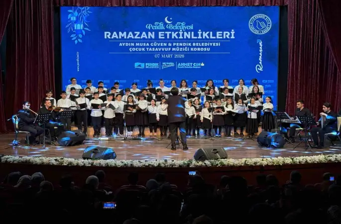 Pendik’te ilahiler ve ezgiler çocukların sesinden yükseldi
