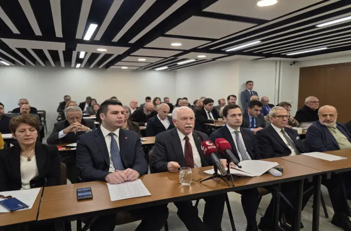 Perinçek’ten “Venezuela ve İran” vurgusu: “Türkiye’nin savunması bu cepheden başlar”