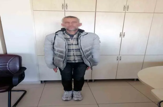 Pes dedirten dolandırıcılık: Topladığı ürünleri seyyar tezgahta sattı
