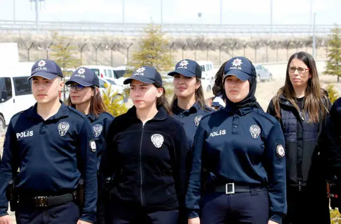 Polis Okulu Yerleşkesinde fidanlar toprakla buluşturuldu
