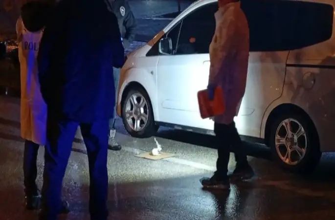 Pompacı kılığına girdi, el bombalı arabayı böyle yakaladı
