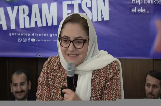 Ramazan Bayramı öncesi yetim çocukların yüzleri güldürüldü
