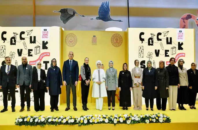 Rami Çocuk ve Sanat Bienali kapılarını açtı
