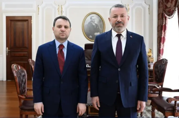 Rektör Kırışık’tan Adalet Bakanı Akın Gürlek’e ziyaret
