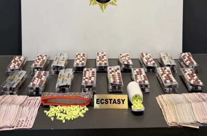 Samsun’da 4 ilçede uyuşturucu operasyonu: 10 kişi yakalandı
