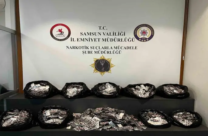 Samsun’da narkotik operasyonu: 52 bin 206 adet uyuşturucu hap ele geçirildi

