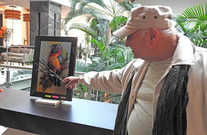 Sanatla üretip çocuklar için bağışlıyorlar: 84 yaşında örnek dayanışma
