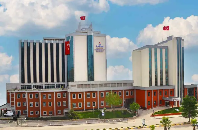 SANKO Üniversitesi Hastanesi saç ekim merkezi hizmet vermeye başladı
