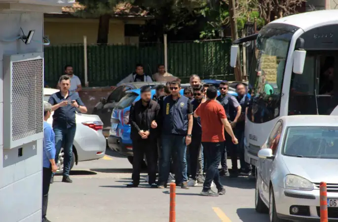 Şanlıurfa merkezli 11 ilde siber dolandırıcılık operasyonu: 42 gözaltı
