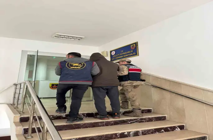 Şanlıurfa’da kesinleşmiş 5 yıl hapis cezasıyla aranan şahıs yakalandı
