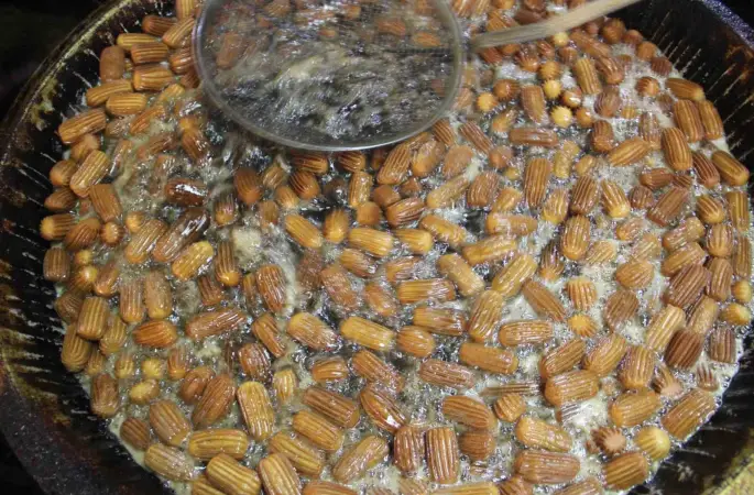 Şanlıurfa’da Ramazan ayının en ’tatlı’ kuyruğu
