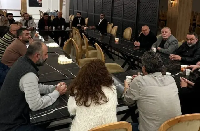 Sendikalar iftarda buluştu
