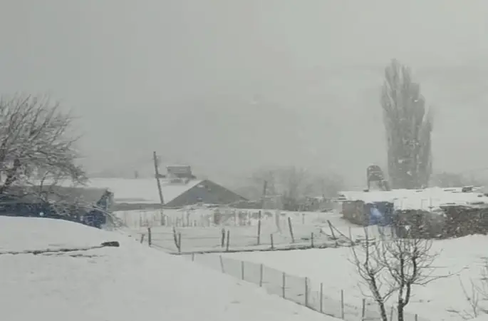 Siirt’te nisan ayında kar sürprizi
